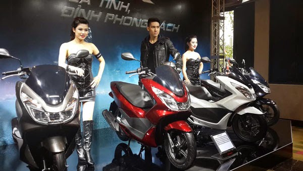 PCX có khá nhiều màu như trắng đỏ xám