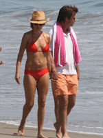 Lisa Rinna Red Bikini Pictures