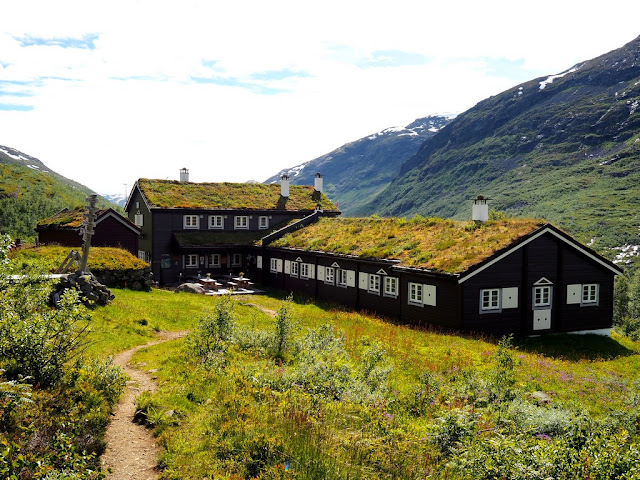 chata Skogadalsbøen, Jotunheimen, příroda, krása, pohádka, Norsko