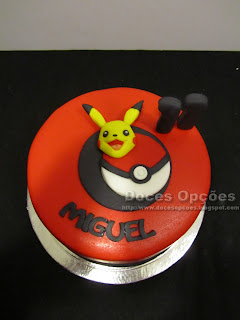 pikachu pokemon birthday cake