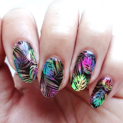 Psychedelic Surfer Nails