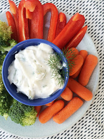 so easy! 4 ingredient dill dip- great for summer picnics!