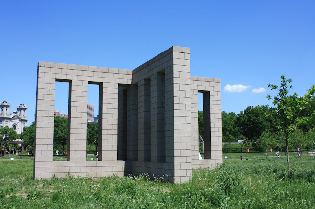 X With Columns by Sol Lewitt