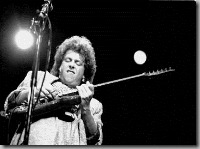 Steve Lukather with TOTO in 1986 001