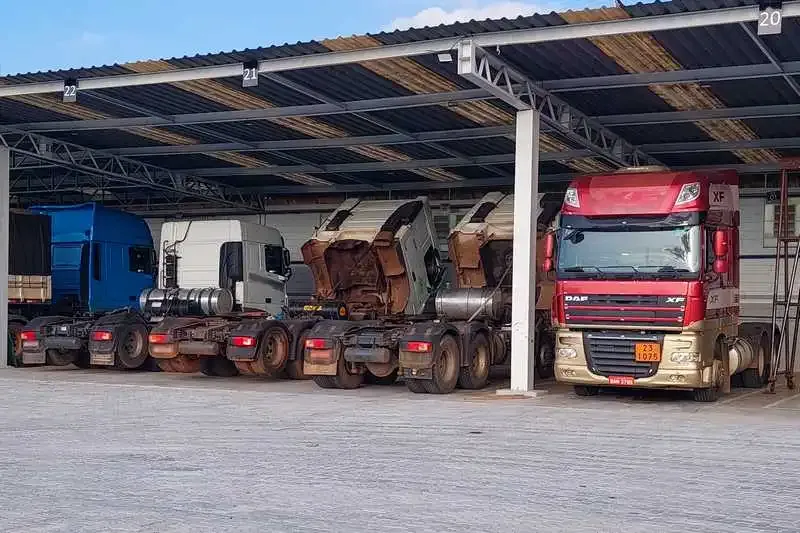 Novos boxes de oficina DAF Via Trucks em Contagem (MG)