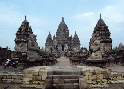 Tempat Wisata Candi di Jogja preweeding