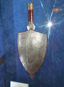 Lady Sif sword shield Thor Dark World props