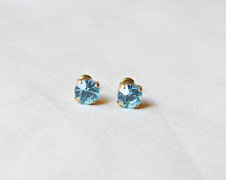 image earrings ear stud studs two cheeky monkeys vintage glass aqua aquamarine blue handmade round circle