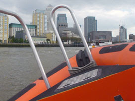 zipping around Limehouse Reach