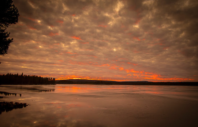 Tramonto al laghetto Ylijärvi, a Kemijärvi