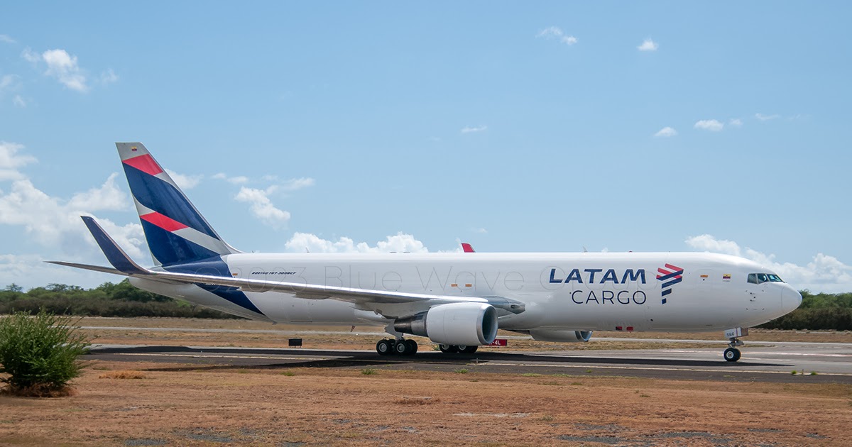 432 Latam Cargo Images, Stock Photos, 3D objects, & Vectors