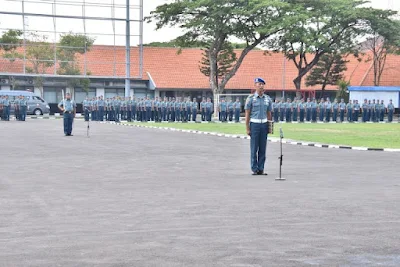 Upacara Penaikan Bendera 17-an di Kodiklatal, Kasal Ingatkan Tantangan