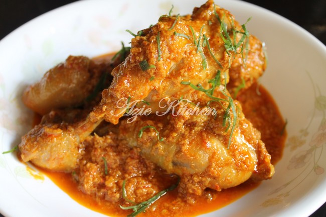 Rendang Pedas Ayam Hidangan Sahur - Azie Kitchen