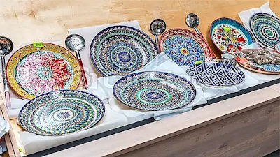 keramik piring motif etnik