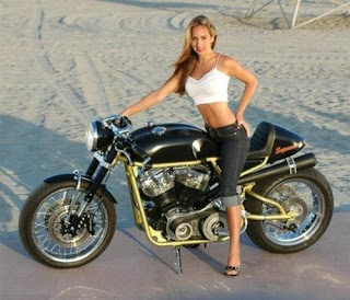 Babes & Bikes 