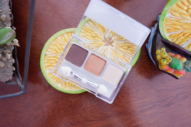 Beauty Review : Avione Eyeshadow Trio Golden Pearl