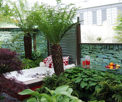 ideas for landscaping backyard. Small Backyard Landscaping