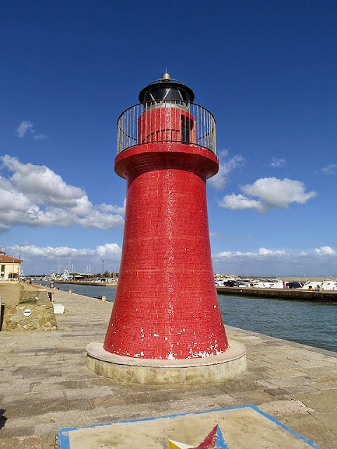 Faro del porto di Castiglione della Pescaia