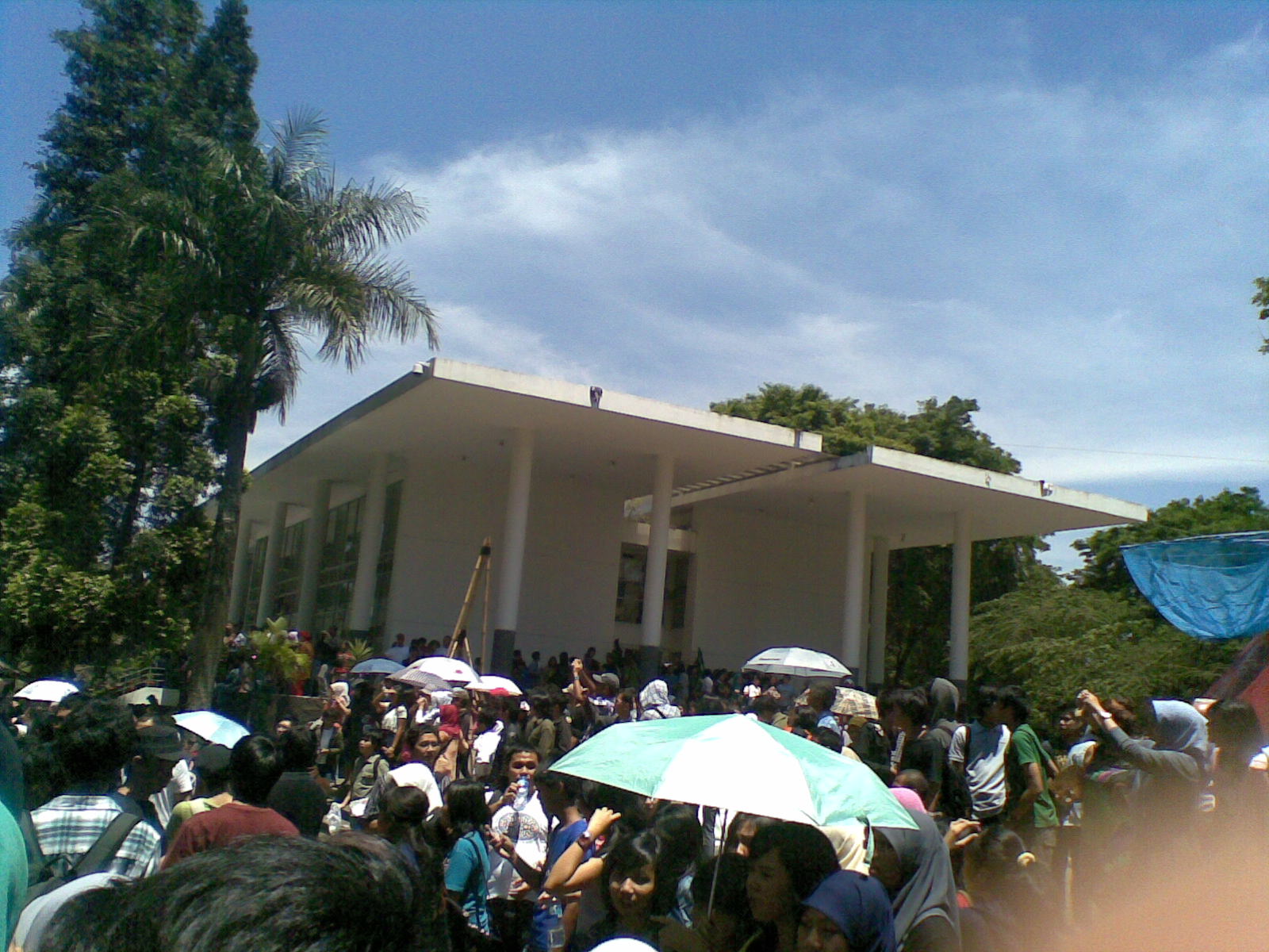 Rumah Narasi Perjalanan Ke Bandung  dan Pasar Seni ITB 2010