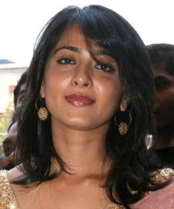 Anushka Shetty MBS Jewellery Showroom