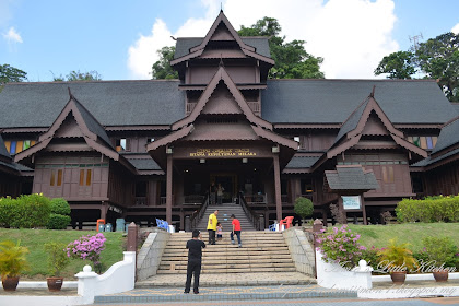 Zaman Kesultanan Melayu Melaka / Kota A Famosa Bandaraya Penuh Bersejarah di Kota Melaka ... / Pengasas kesultanan melayu melaka ialah parameswara pada sekitar tahun 1400.