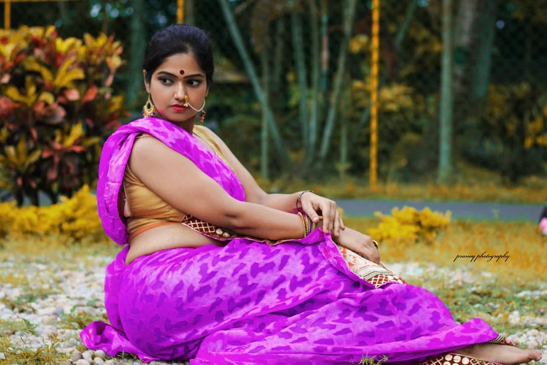 Saree Navel