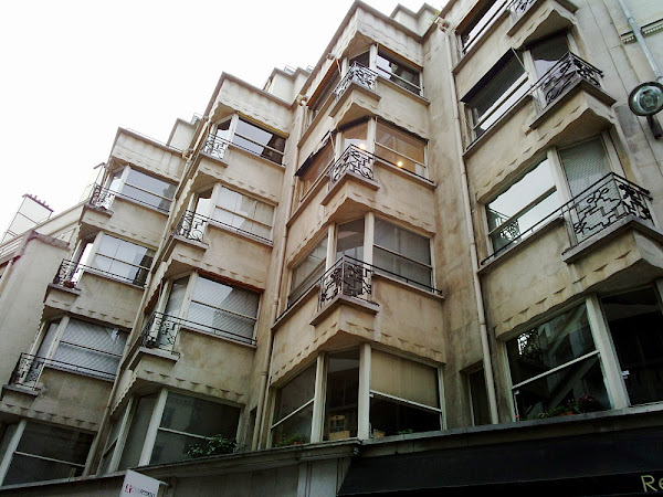 Immeuble de la rue Feydeau フェイドー街の建物