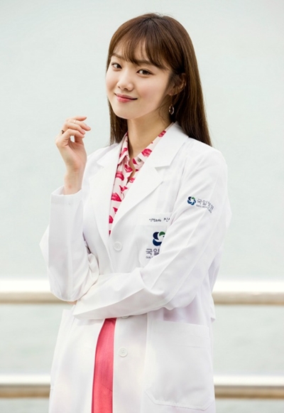 จินซออู (อีซองคยอง) @ Doctors ตรวจใจเธอให้เจอรัก (Doctor Crush: ตรวจรักที่พักใจ: เการัก กาวน์ใจ: ตรวจรักสัมผัสใจ: 닥터스)