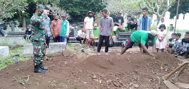 Koramil 22 Wonosari Berikan Penghormatan Terakhir Kepada Veteran