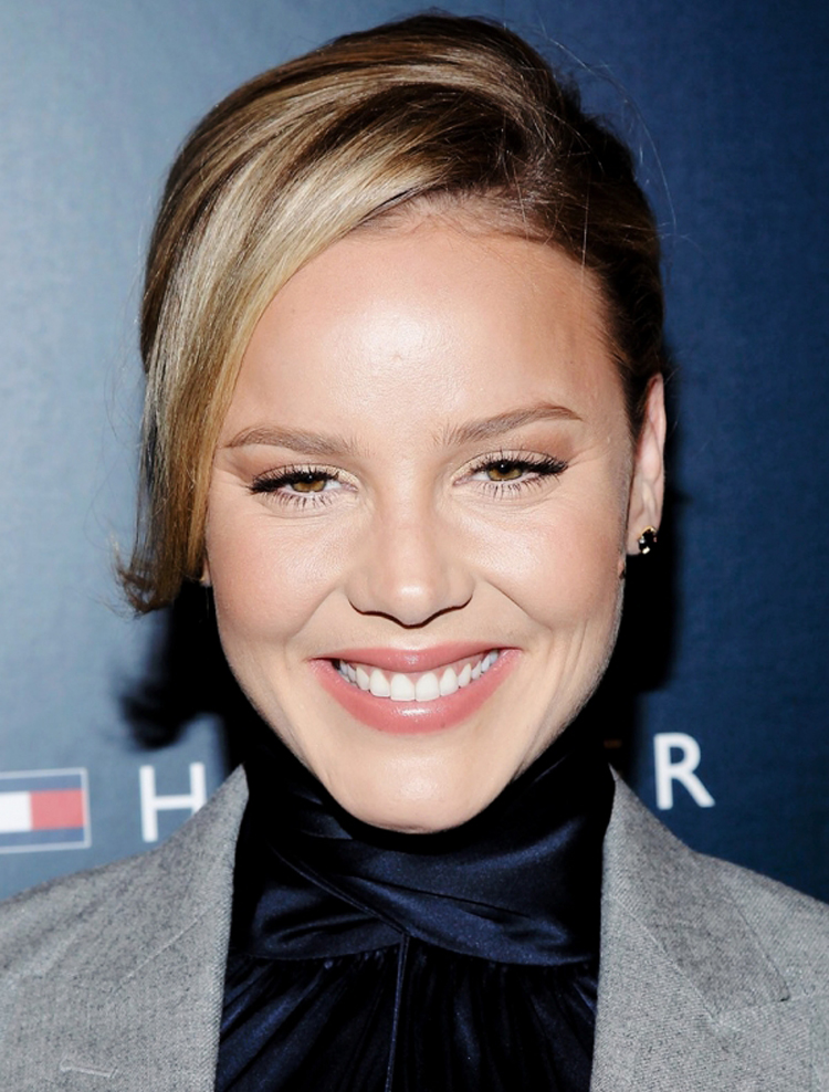 Abbie Cornish Hairstyle 24