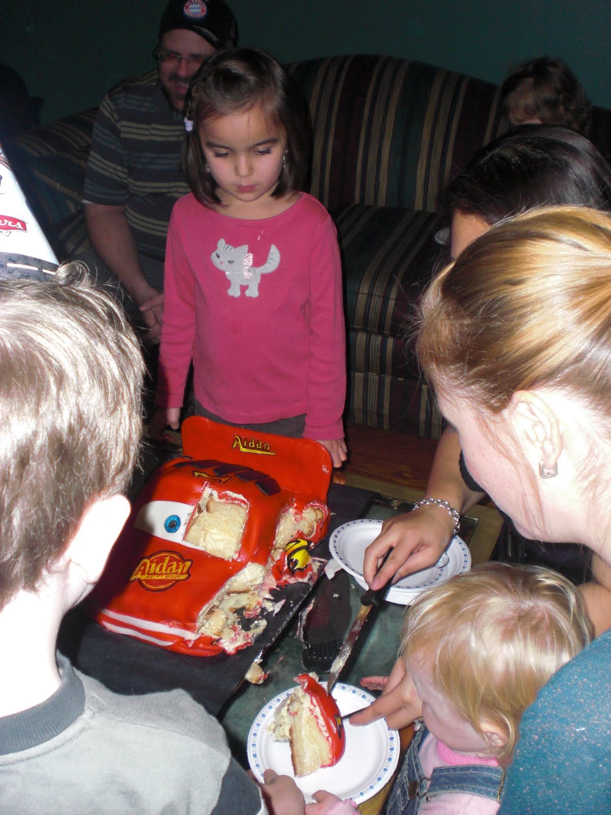 LittleFlour Cakes: Lightning McQueen Cake