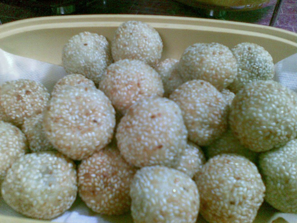 ANNA COOKERS: Kuih muih beserta Harga