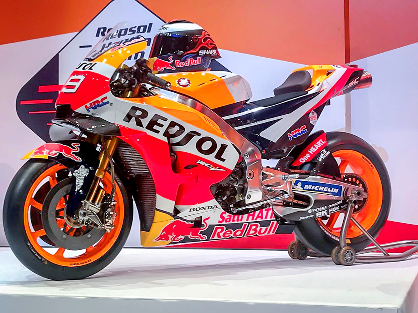 Motogp Tim Pabrikan Hrc Honda Resmi Perkenalkan Honda Rc213v