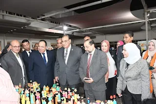 الدكتور عيد عبد الواحد رئيس هيئة تعليم الكبار يشارك في مؤتمر "دور المسؤولية المجتمعية في بناء الإنسان المصري"