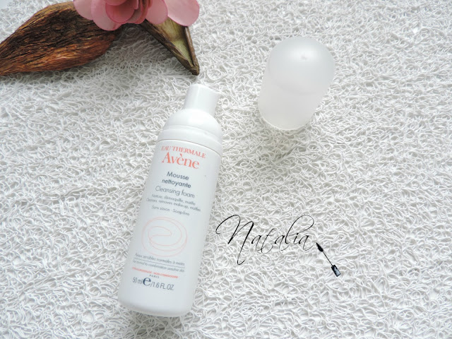 Mousse-nettoyante-cleansing-foam-EAU-THERMALE-Avène