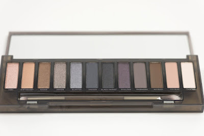 Urban Decay Naked Smoky Palette