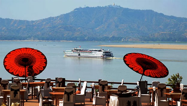 Bagan floating hotel on the Irrawaddy