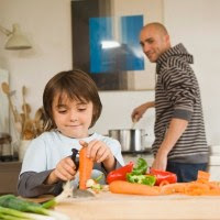 anak makan sayur