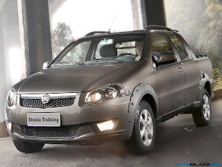 Nova Fiat Strada 2013 Trekking - cinza