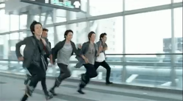 JAL Fall travel commercial featuring Arashi