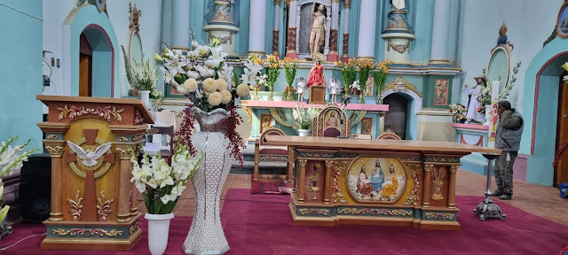 Am 25. Mai fand in der Pfarrei Chayanta die Segnung und Einweihung des neuen Altars und Ambons statt. In Chayanta hat unser Bischof einen neuen Kirchenaltar gesegnet, der in der Chiquitania von einem einheimischen Künstler hergestellt wurde.