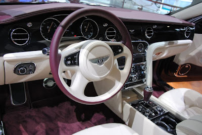 2011 Bentley Mulsanne live 2010 Paris Motor Show