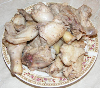 carne de pui prajita, retete cu pui, preparate din pui, carne de pui inabusita, pui, carne, bucati din carne de pui pentru mancare ungureasca paprikas, retete culinare, retete de mancare, 