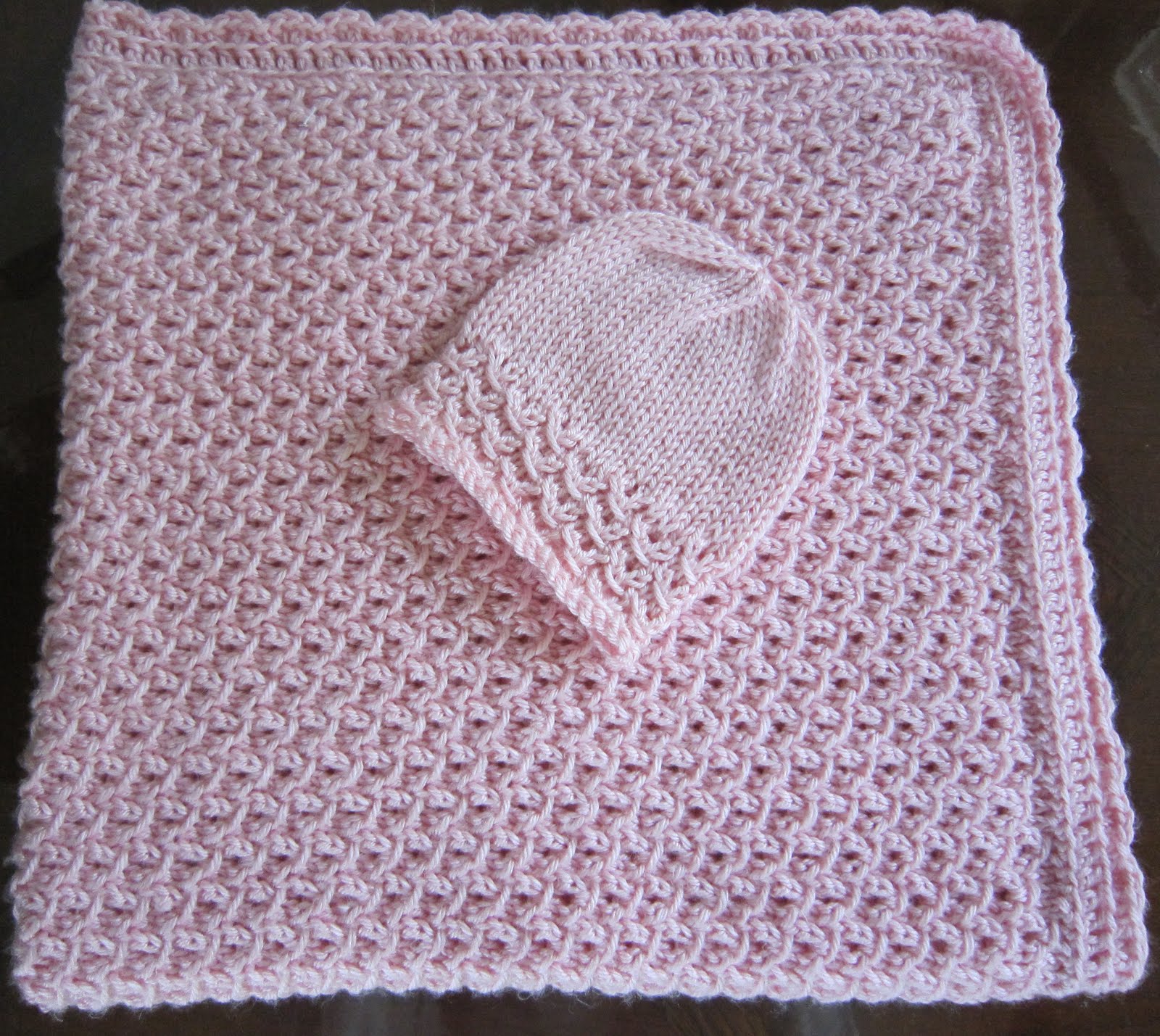 Grandmas: Free Knit Pattern Newborn Hat and Blanket Waves With Crochet 