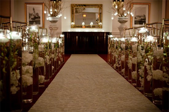 Winter wedding in the Saint Regis hotel with our flowers and lighting