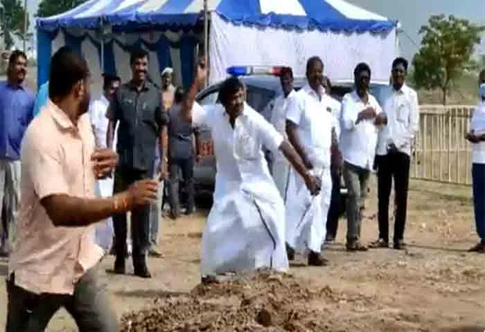 News,National,India,chennai,Humor,Politics,party,Minister,Social-Media,Video, Tamil Nadu Minister Nasar hurls stone at party worker for delay in getting chair