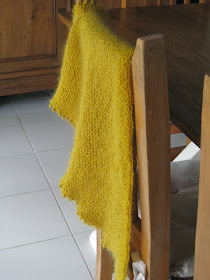 Knitted shawl