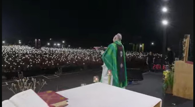 Padre Marcelo Rossi encerra o Festival Halleluya.