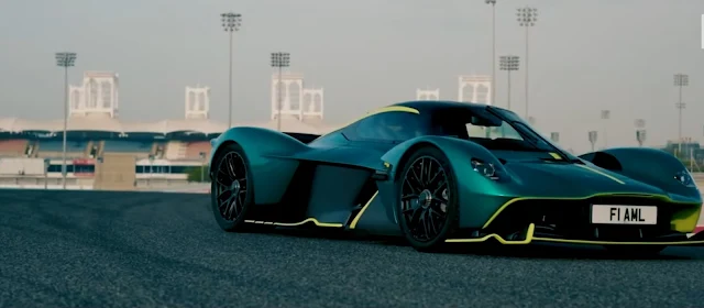 Aston Martin Ualkyrie AMR Pro