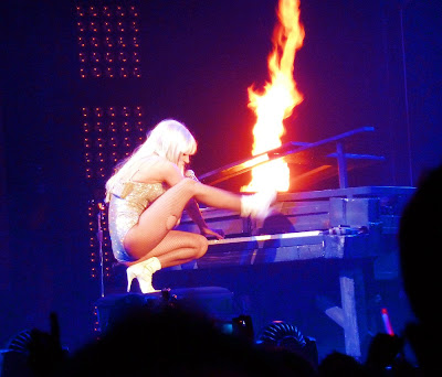 lady gaga 2011 tour. a HUGE year for Lady Gaga.